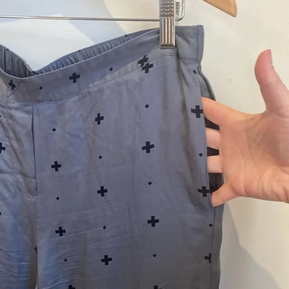 🤍 Paper Label Pants - Picture 4 of 6